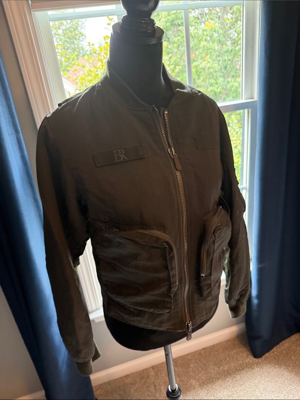 Banana republic bomber jacket in army green size small
